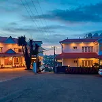 Kemp\'S Cave Ooty By Voye Homes - Premium Resort Stay In Ooty Town With Amazing View And Amenities
