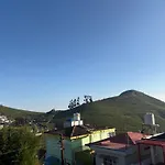 Mountain Melody Cottage & Villa