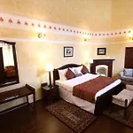 7 Bhk Luxury Heritage Villa - Rock Ooty