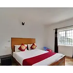 Rich Queen House Cottage