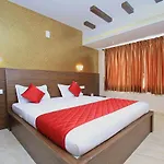 Oyo 11396 Hotel Cyprus Inn