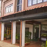 Oyo 3217 Kurinji Residency