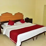 Kstdc Hotel Mayura Sudarshan ,Ooty