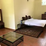 Forest Hills Farm And Guesthouse
