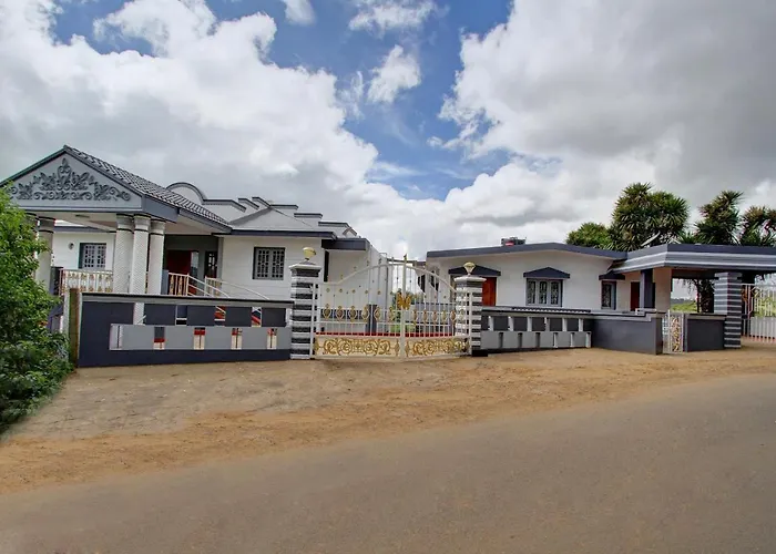 Oyo 22924 Gv Residency