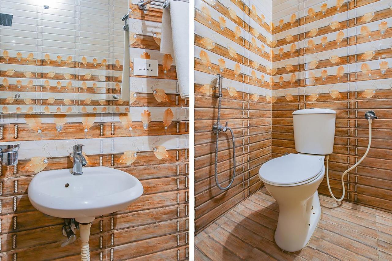 Oyo 30447 Valley View Studio Adasholai Guest house