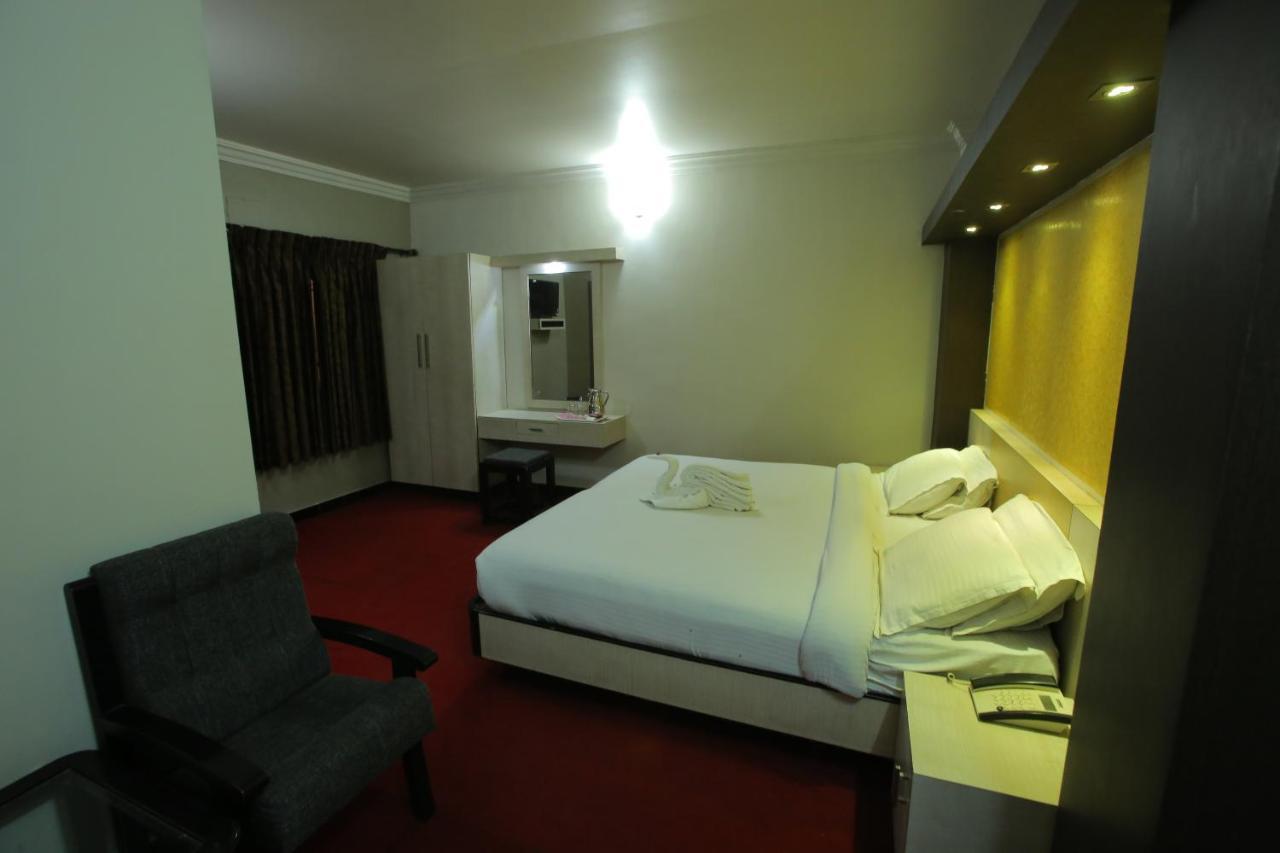City Palace Hotel Ooty