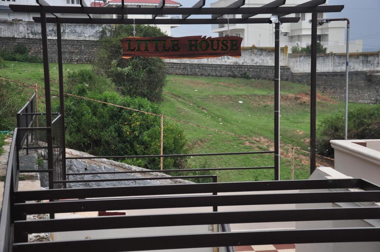 Little House *