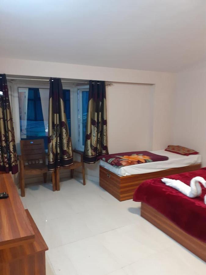 Hotel Happystay And