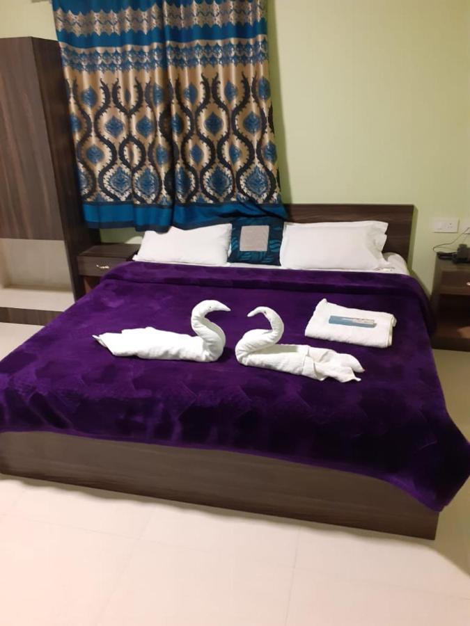 Hotel Happystay And