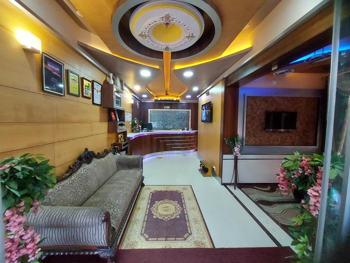 Hotel Astoria Residency 2*