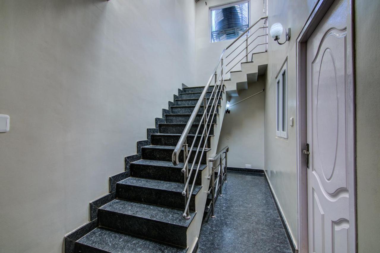 Hotel Oyo 18944 Venus Residency