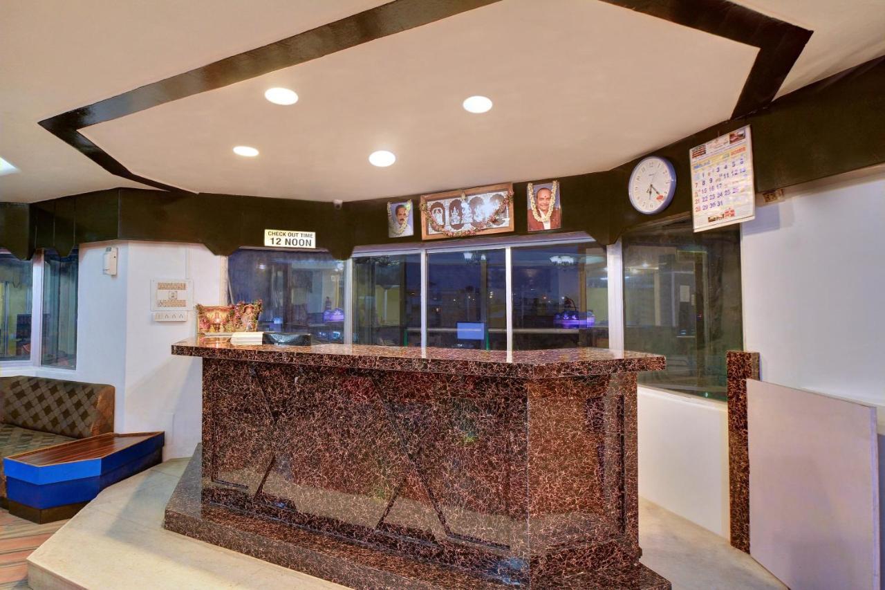 Oyo 19910 Sapphire Paradise Hotel 3*