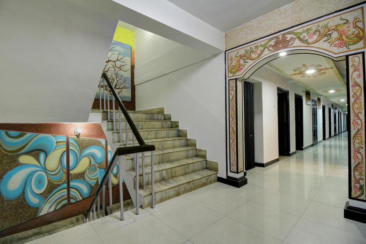 Hotel Oyo 19910 Sapphire Paradise