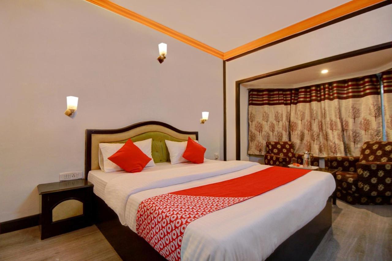 Oyo 19910 Sapphire Paradise 3*