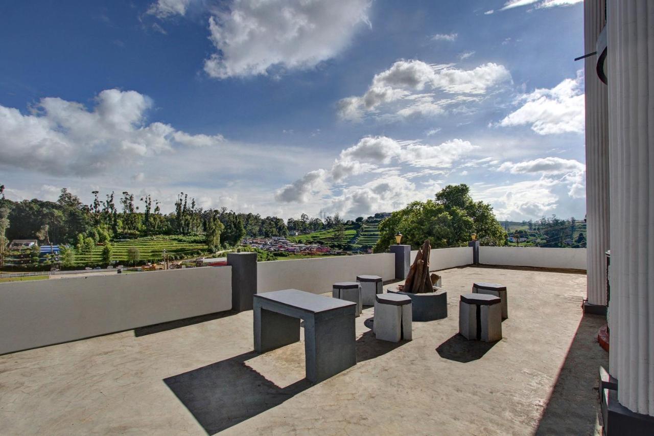 Oyo 22924 Gv Residency Hotel 3*