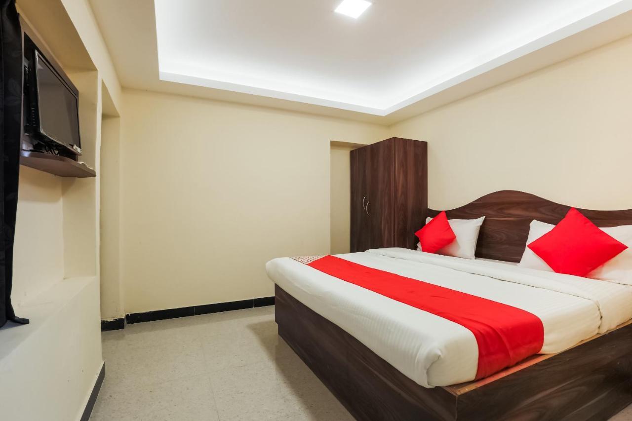 Oyo 36500 Sri Krishna Hotel 3*