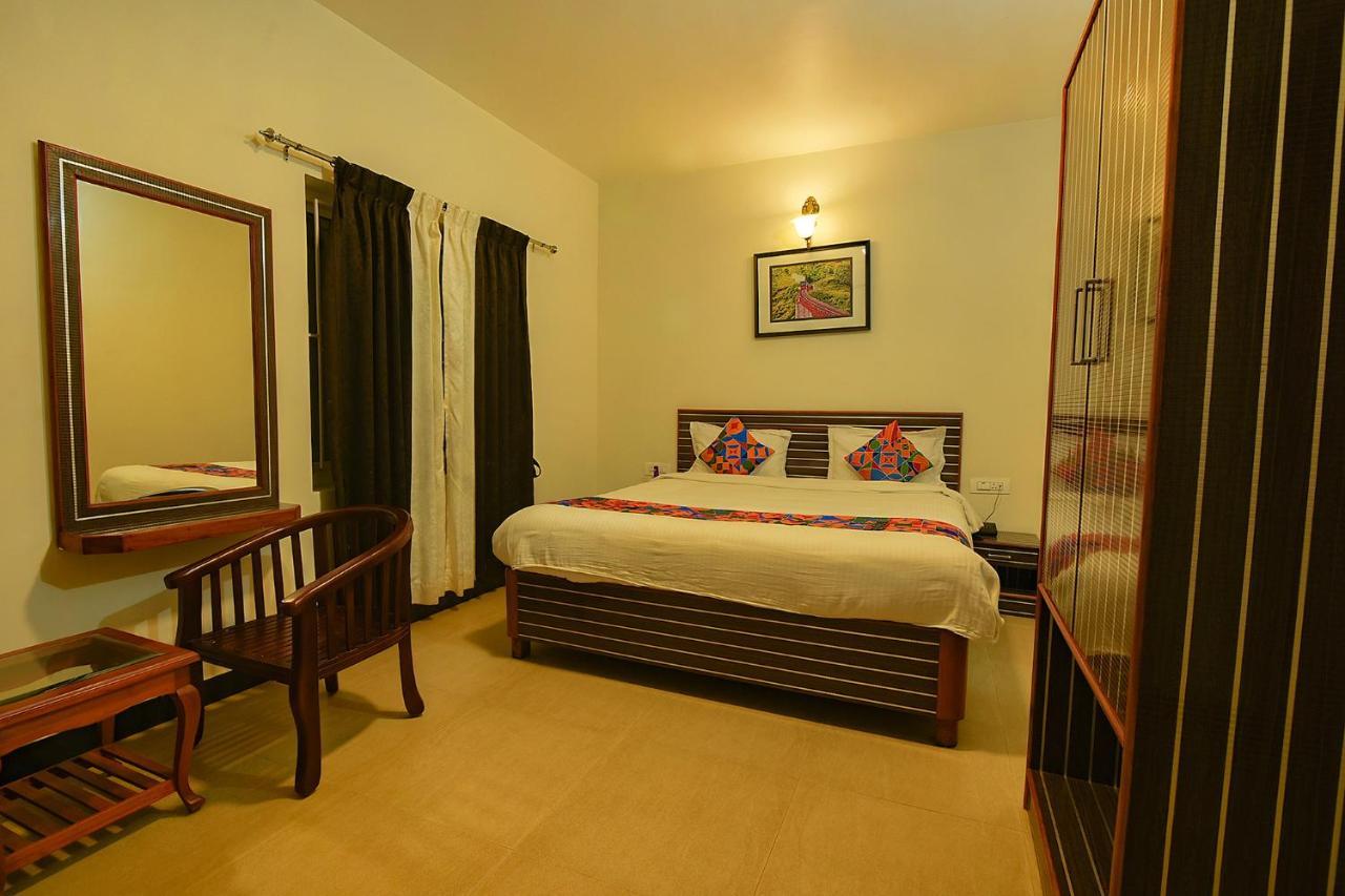 Hotel Fabhotel Greenwood 3*