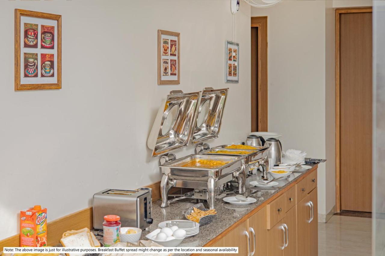 Hotel Treebo Atithi Bhavan, 1 Km From