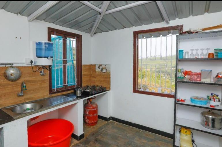 Sandy Wood House - 2bhk Ooty