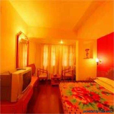 Hotel Nahar Residency Ooty