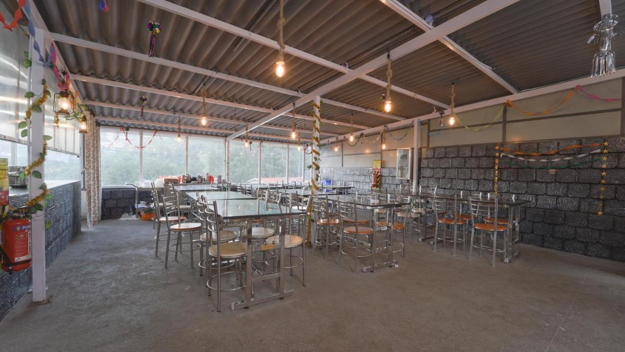 Resort Amuthu Residency