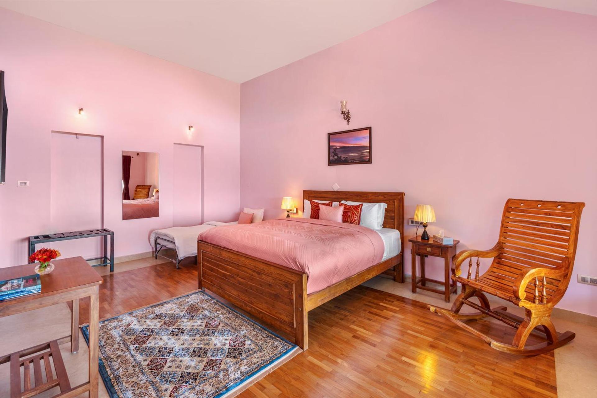 Stayvista At The West Wind 5bhk Comp Breakfast Bed & Breakfast