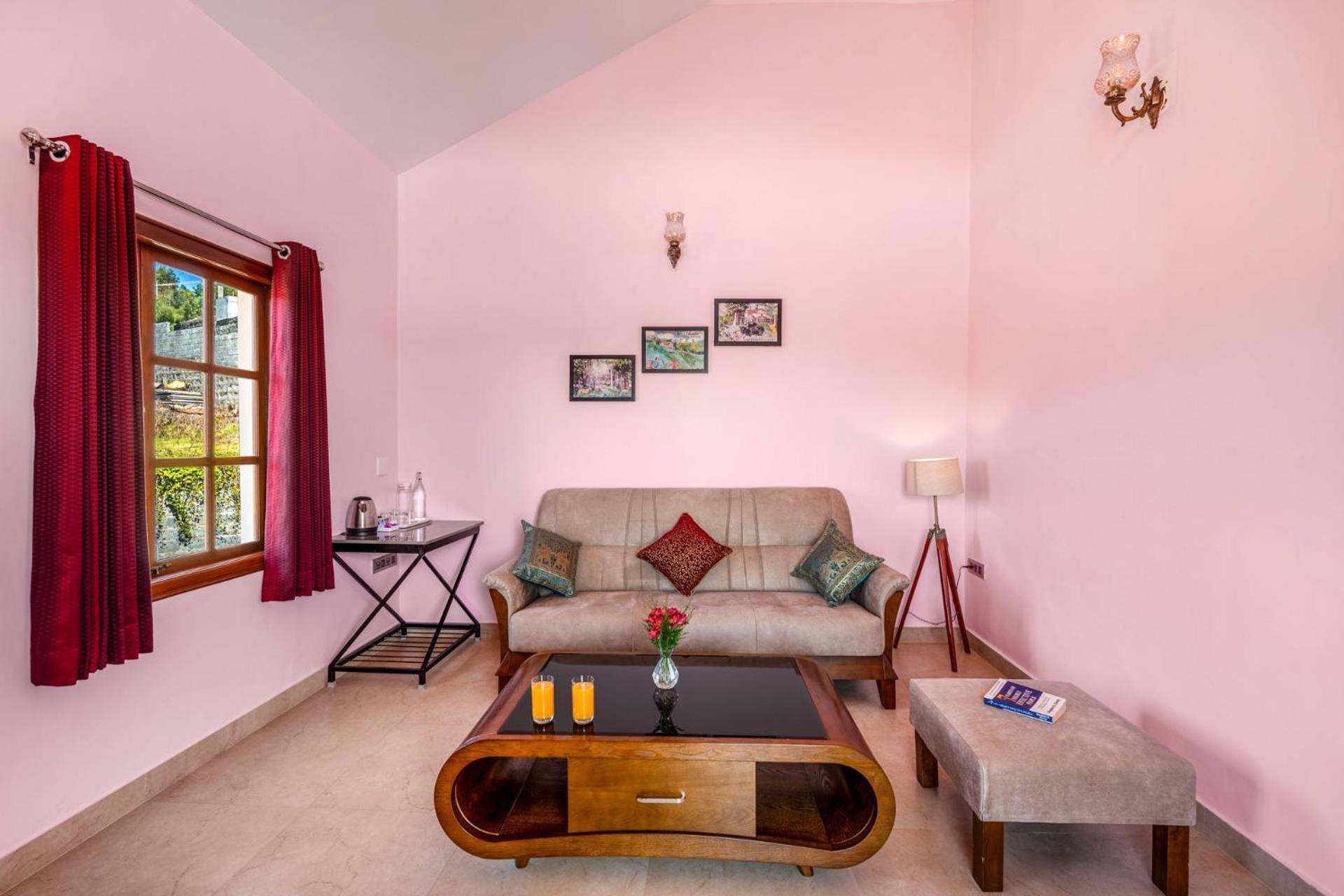 Bed & Breakfast Stayvista At The West Wind 5bhk Comp Breakfast