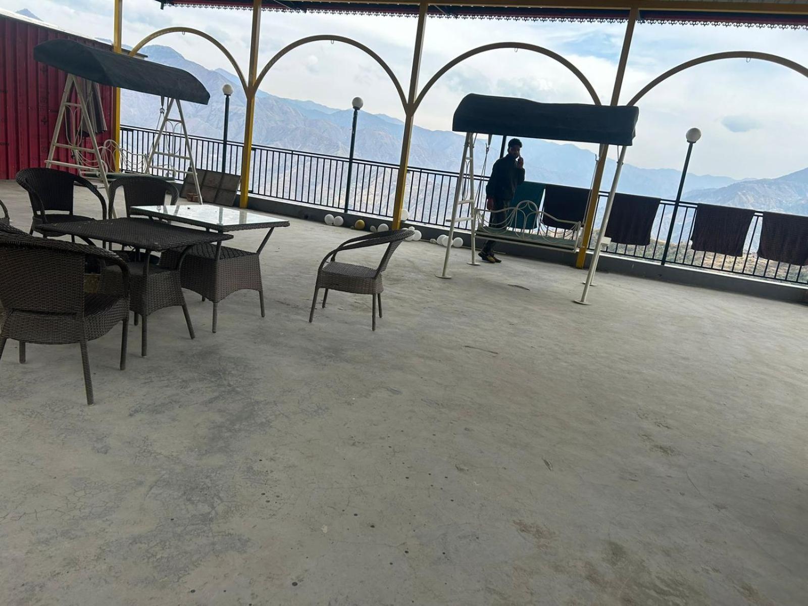 Mountain And River View, 3* Ooty