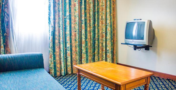 Hotel Nahar Nilgiris 3*