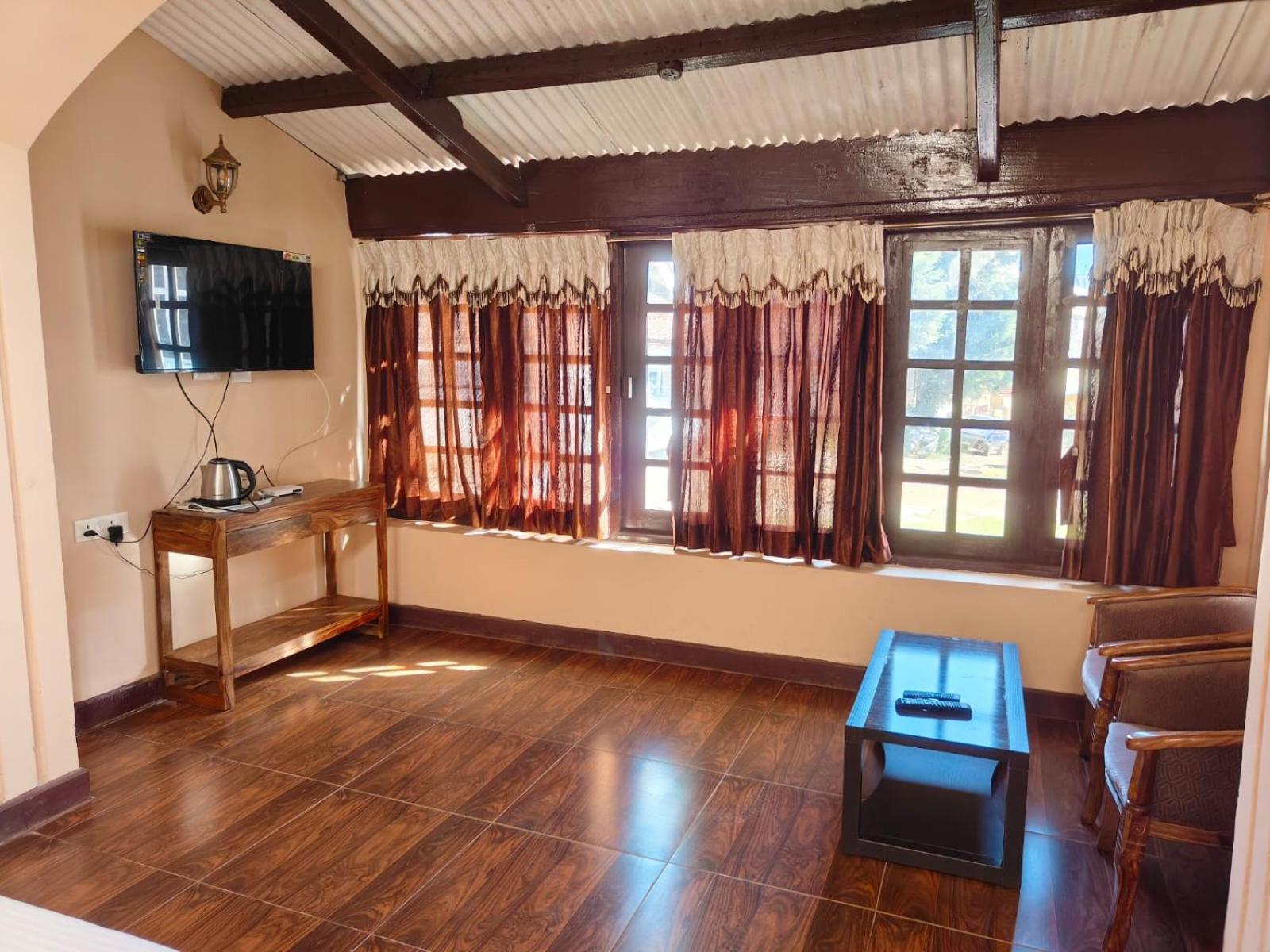 Guest house Heritage By Brown Tree Resorts *
