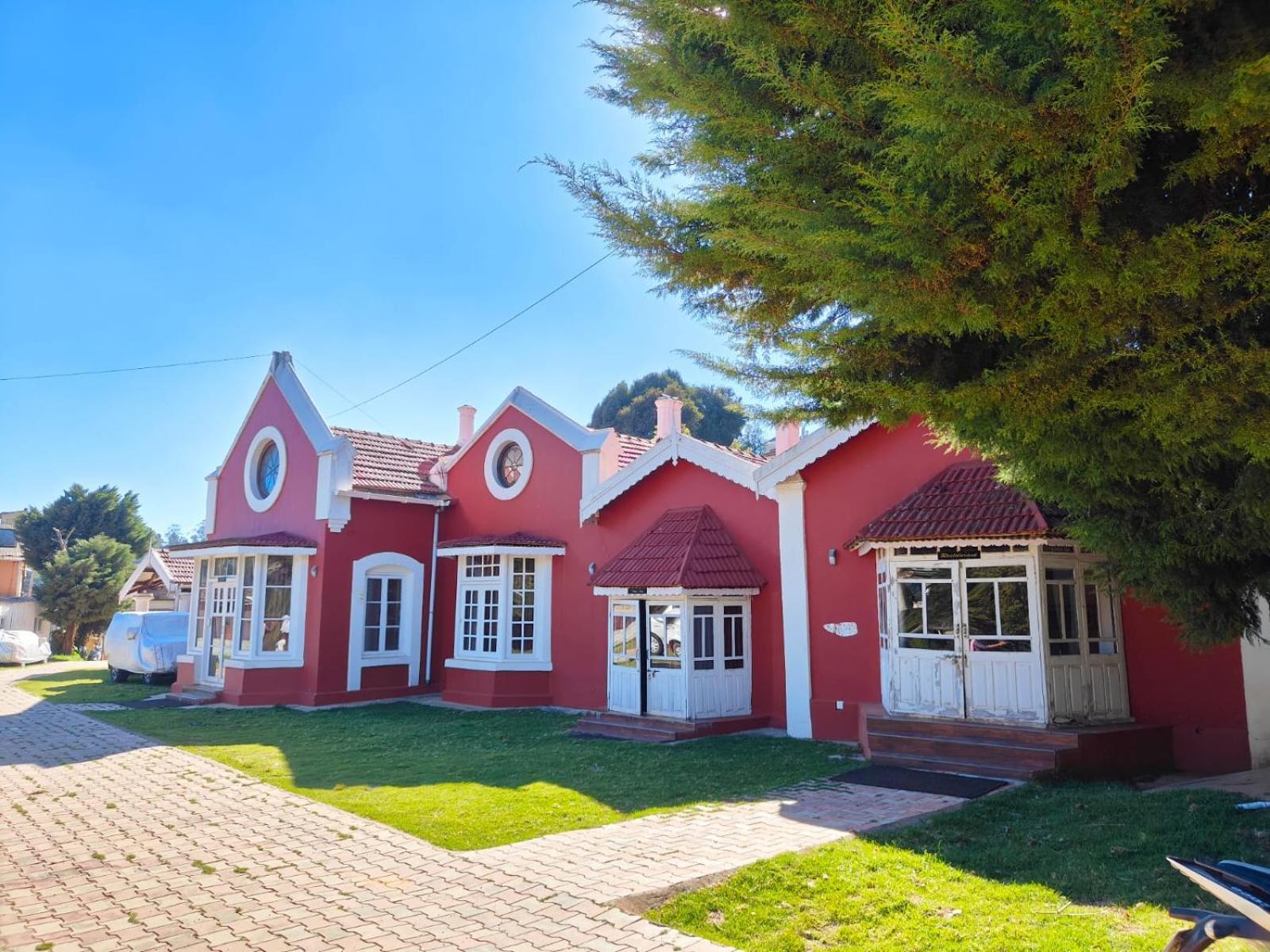 Heritage By Brown Tree Resorts *