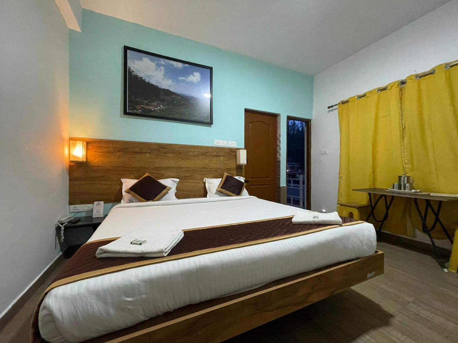 Eden Paradisee Resort *