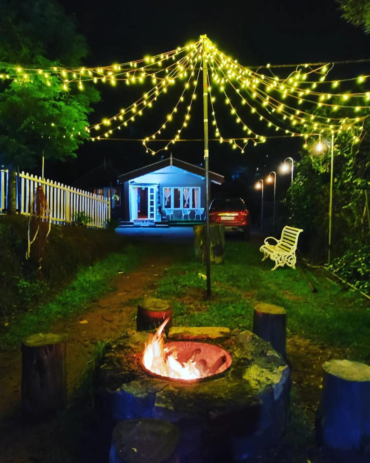 Hotel Wood House 1 Ooty
