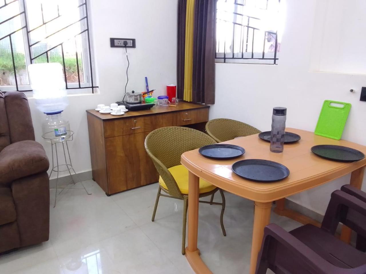 Holiday home Sandy Luxury 4 Bhk *