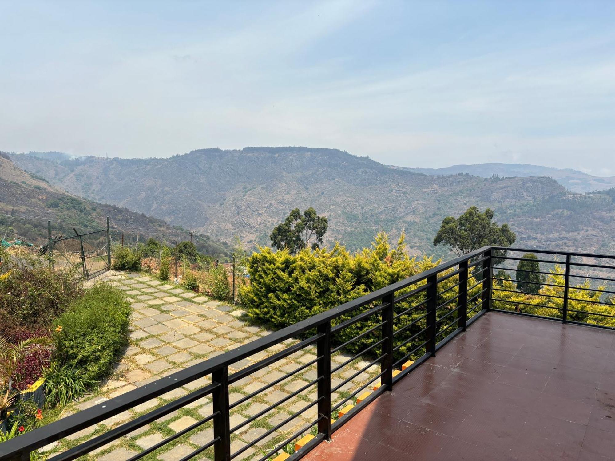 Casa Felicia-adding Happy Moments To Your Diary