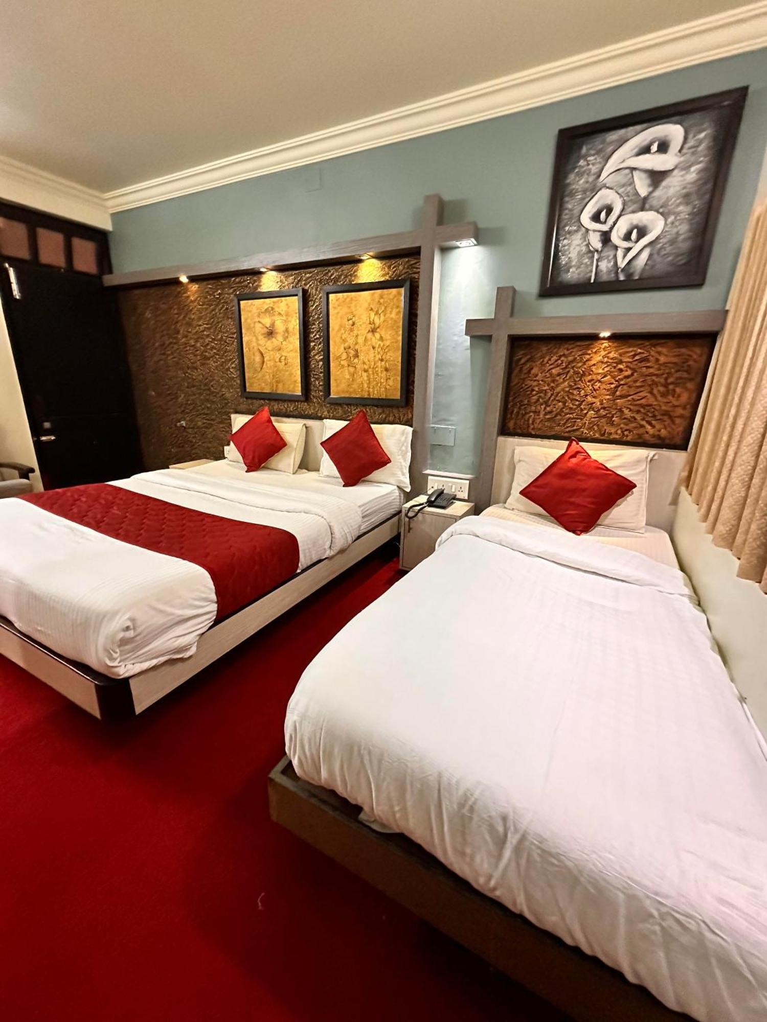 Palace Hotel Ooty