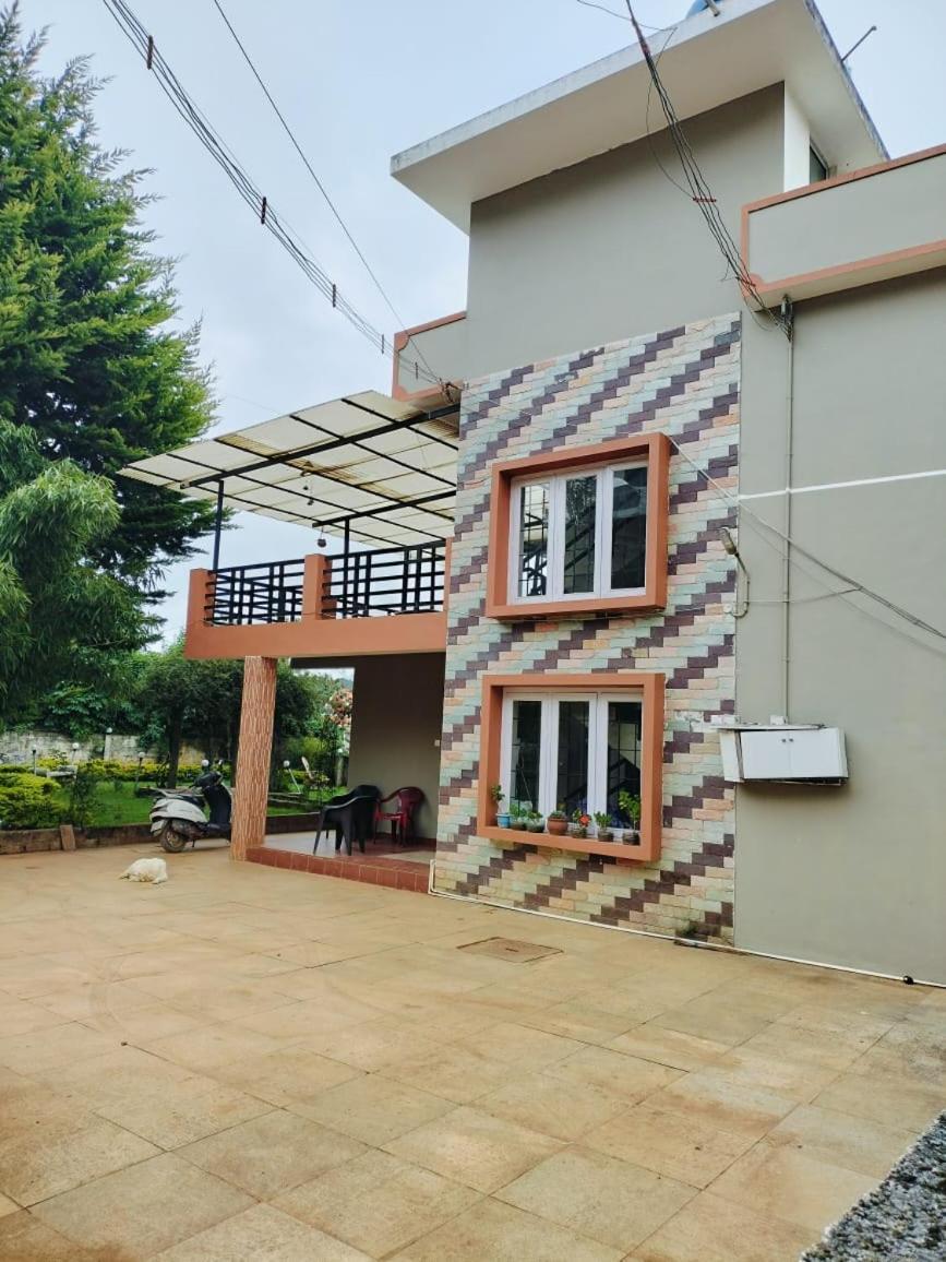 Apartment Naba *