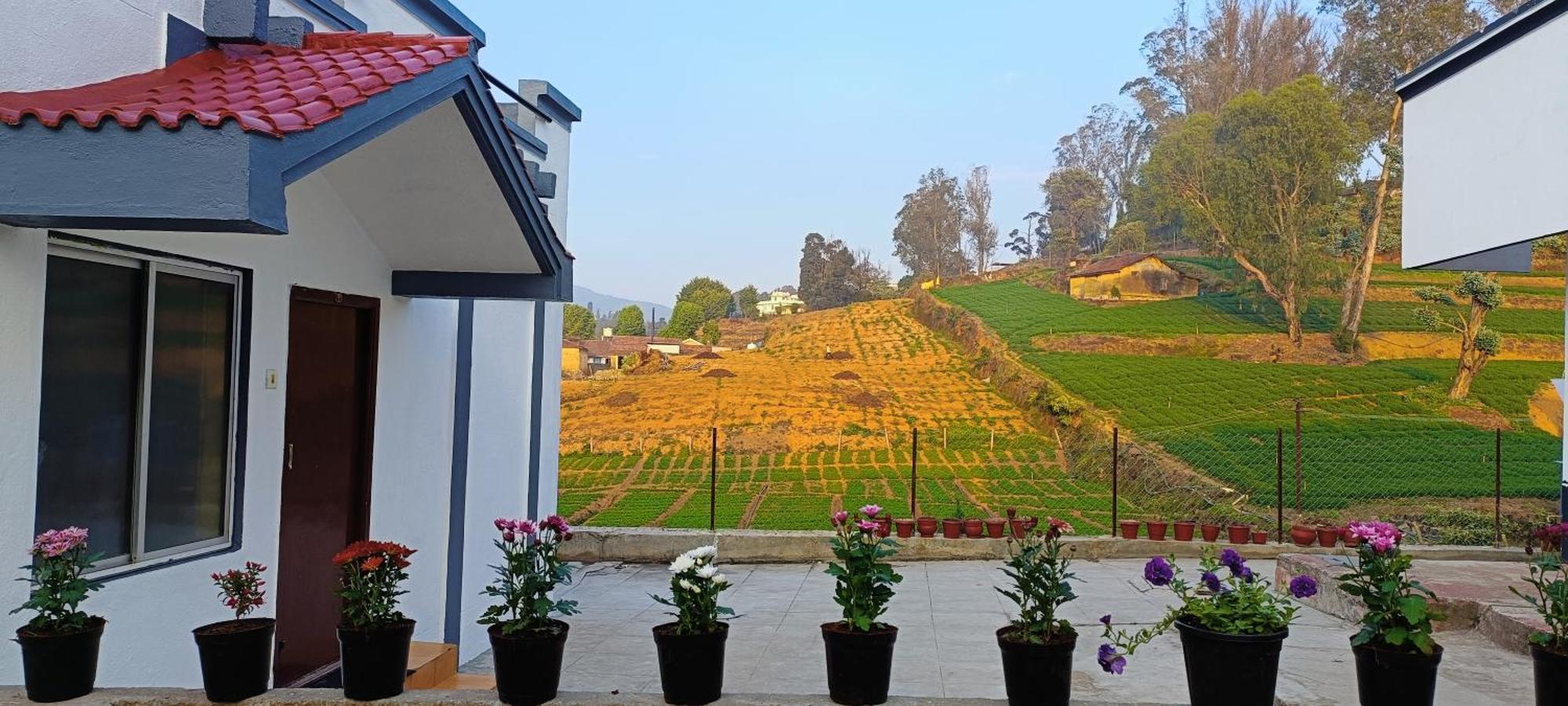 Mithra Individual Breakfast Complementary, Campfire Available, Bbq Available Ooty