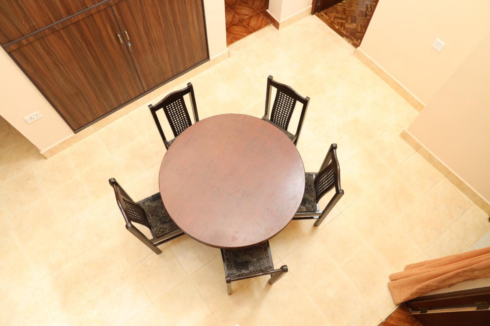 Rosewood 2 *