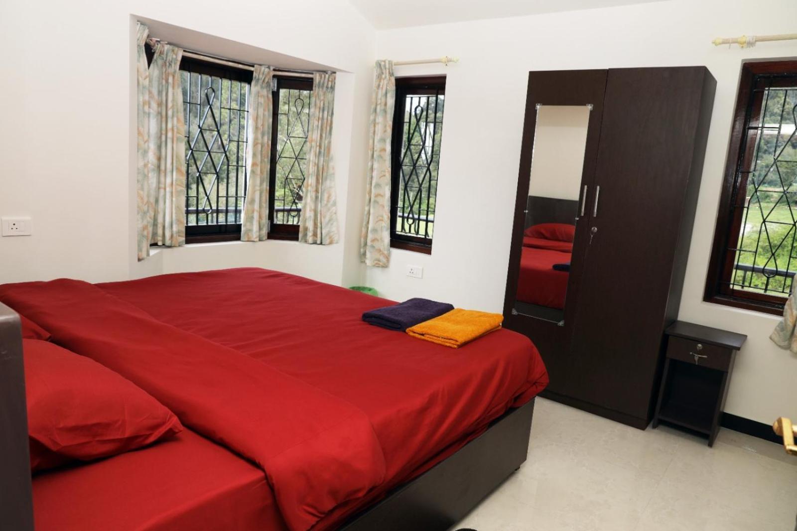 Rosewood 2 Holiday home *
