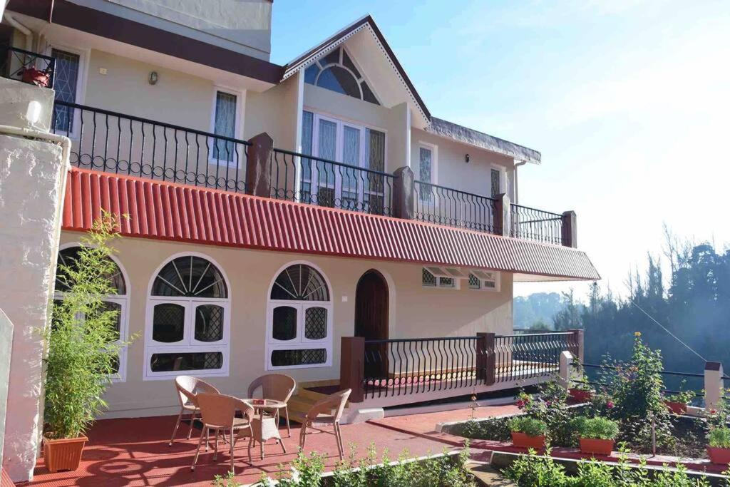 Holiday home Rosewood 2 *