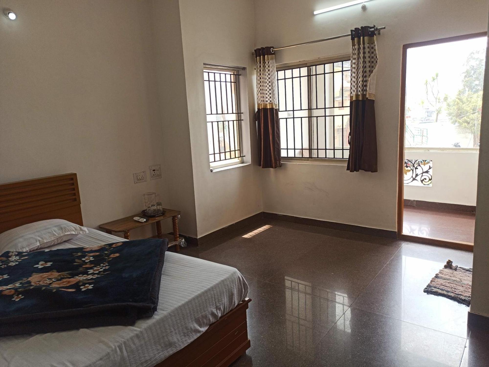 Homestay Jj Residency Ooty