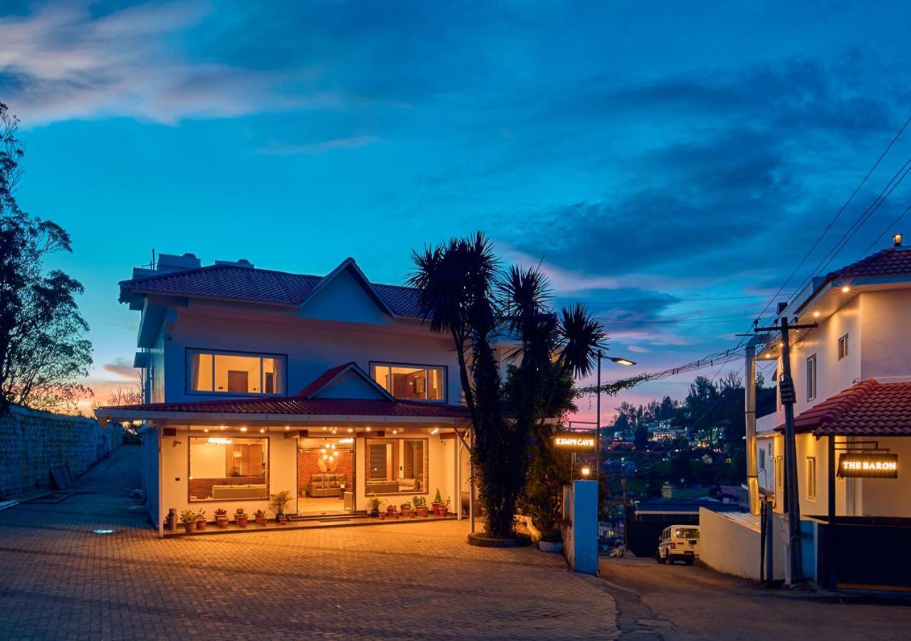 Kemp's Cave By Voye Homes - Premium In Town With Amazing View And Amenities * Ooty