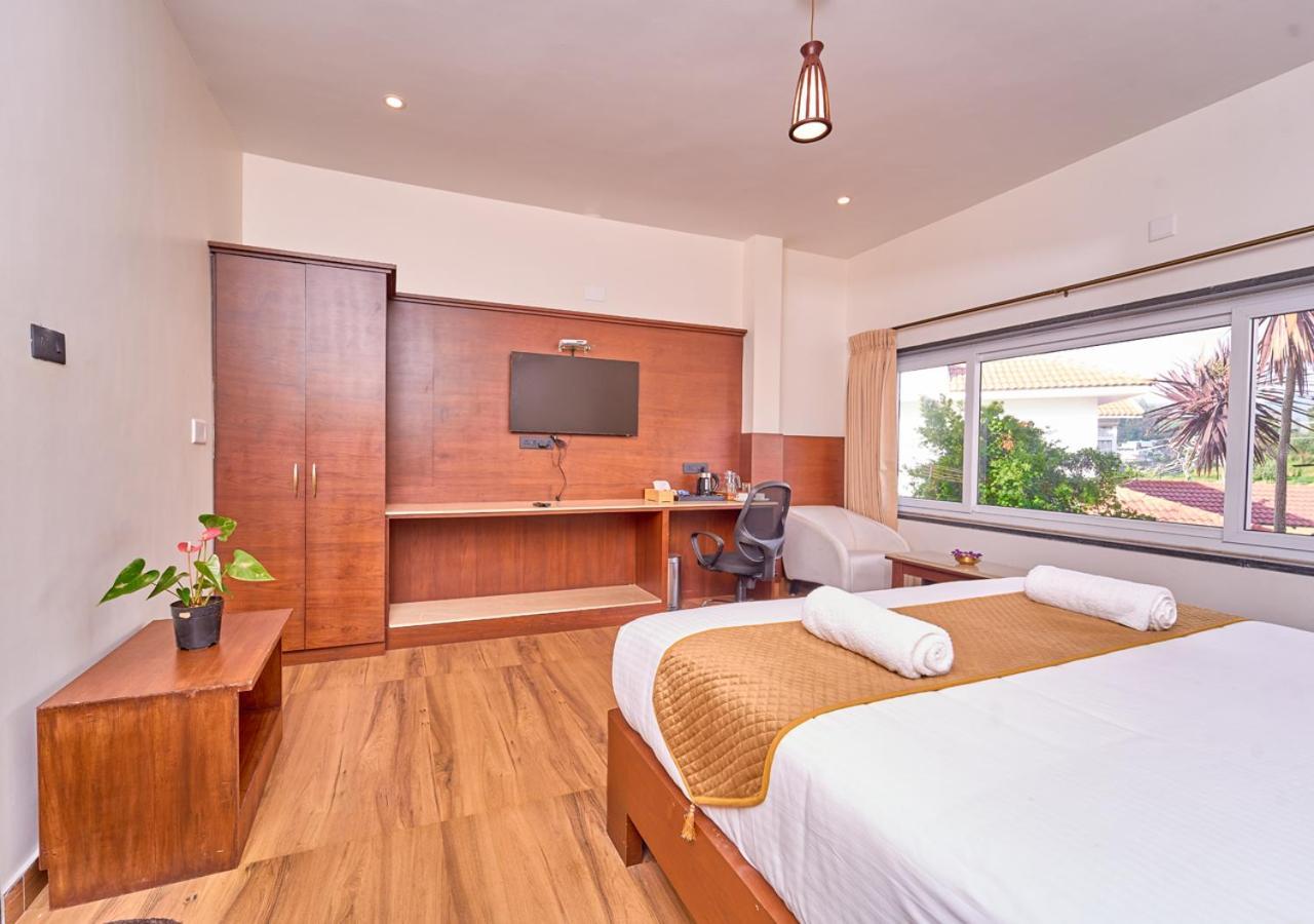 Kemp's Cave By Voye Homes - Premium In Town With Amazing View And Amenities Resort Ooty