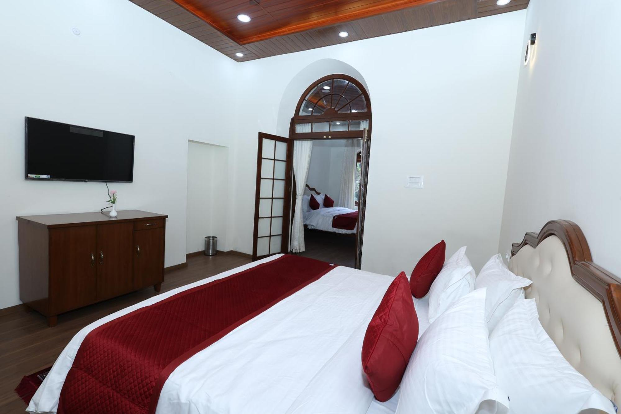 Kstdc Mayura Royal Heritage-ooty 3*