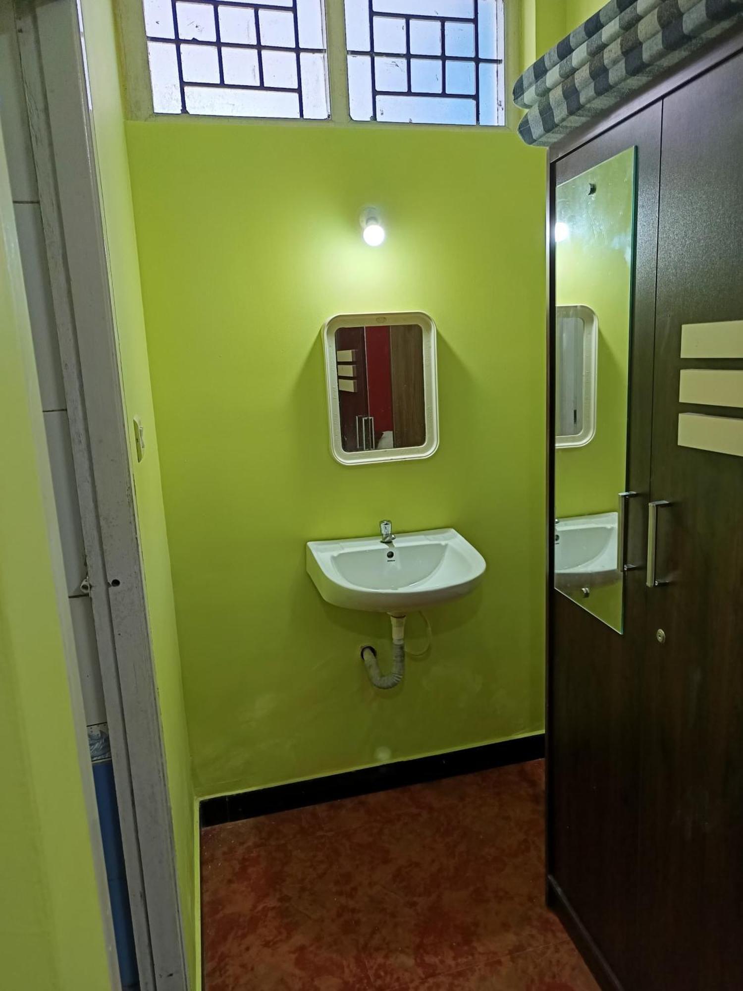 Smile Stone Individual Hotel Ooty