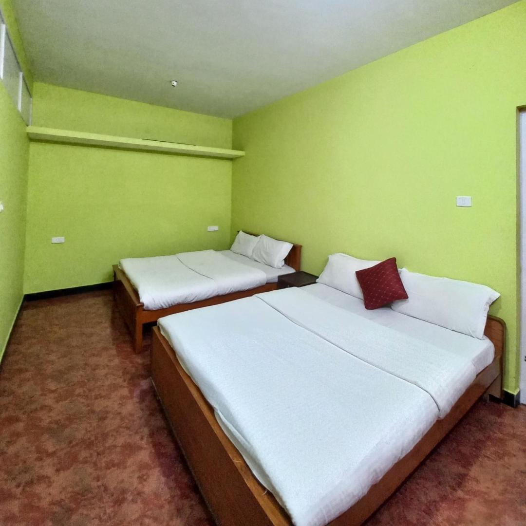 Hotel Smile Stone Individual Ooty