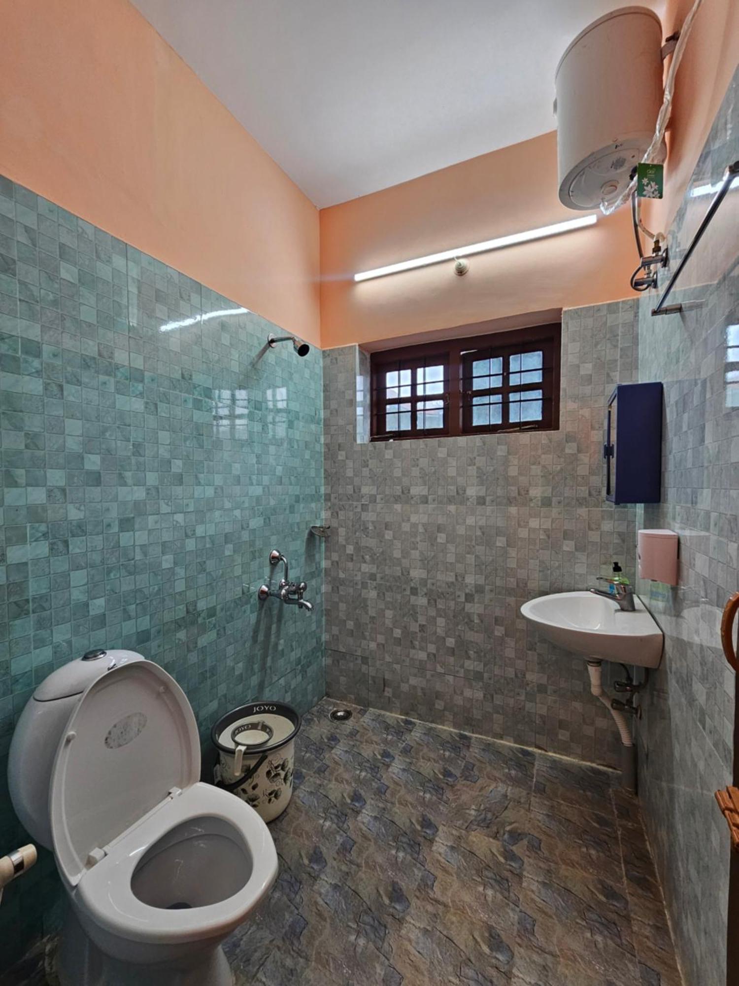 Kalon Elpis Tea Estate 4bhk Villa Ooty
