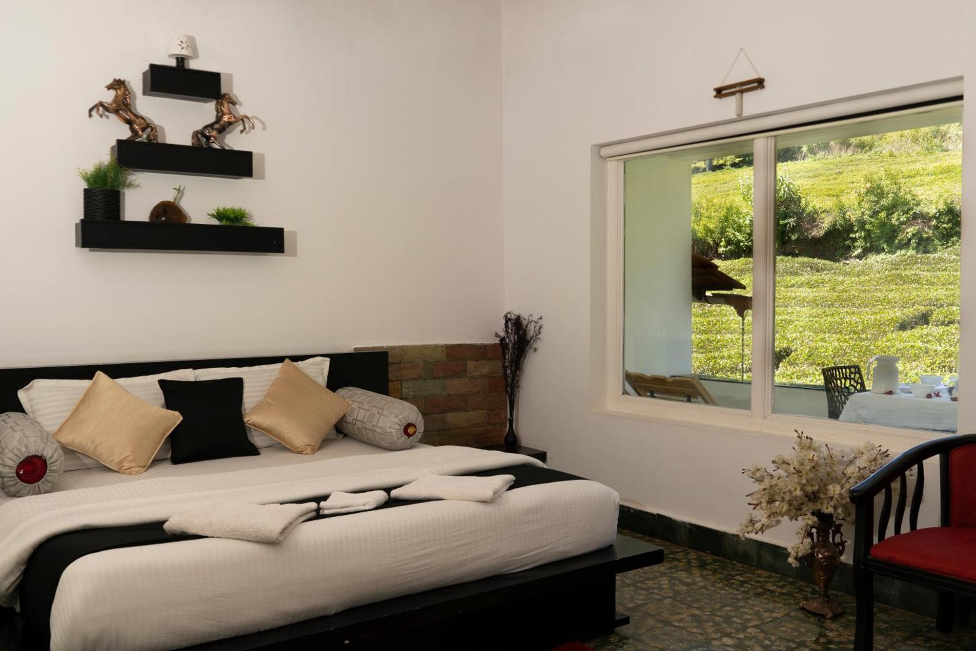 Bed & Breakfast Leaves The Countryside *